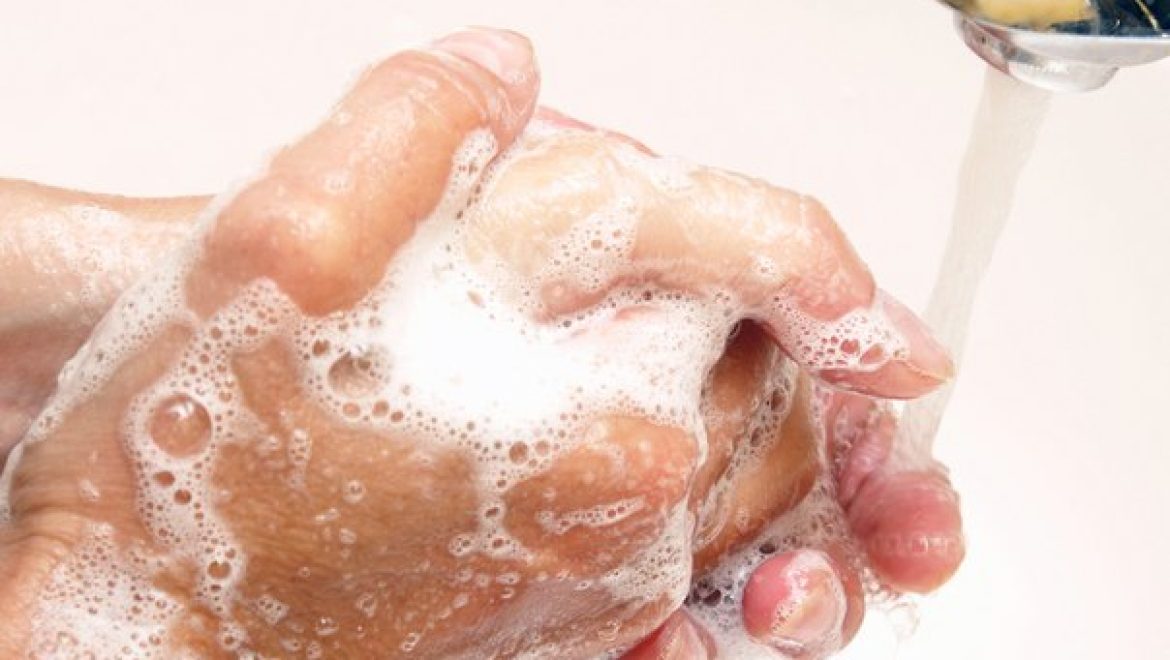 יד רוחצת יד